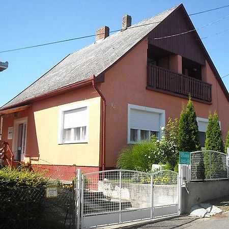 Apartment In Fonyod/Balaton 18580 Quarto foto
