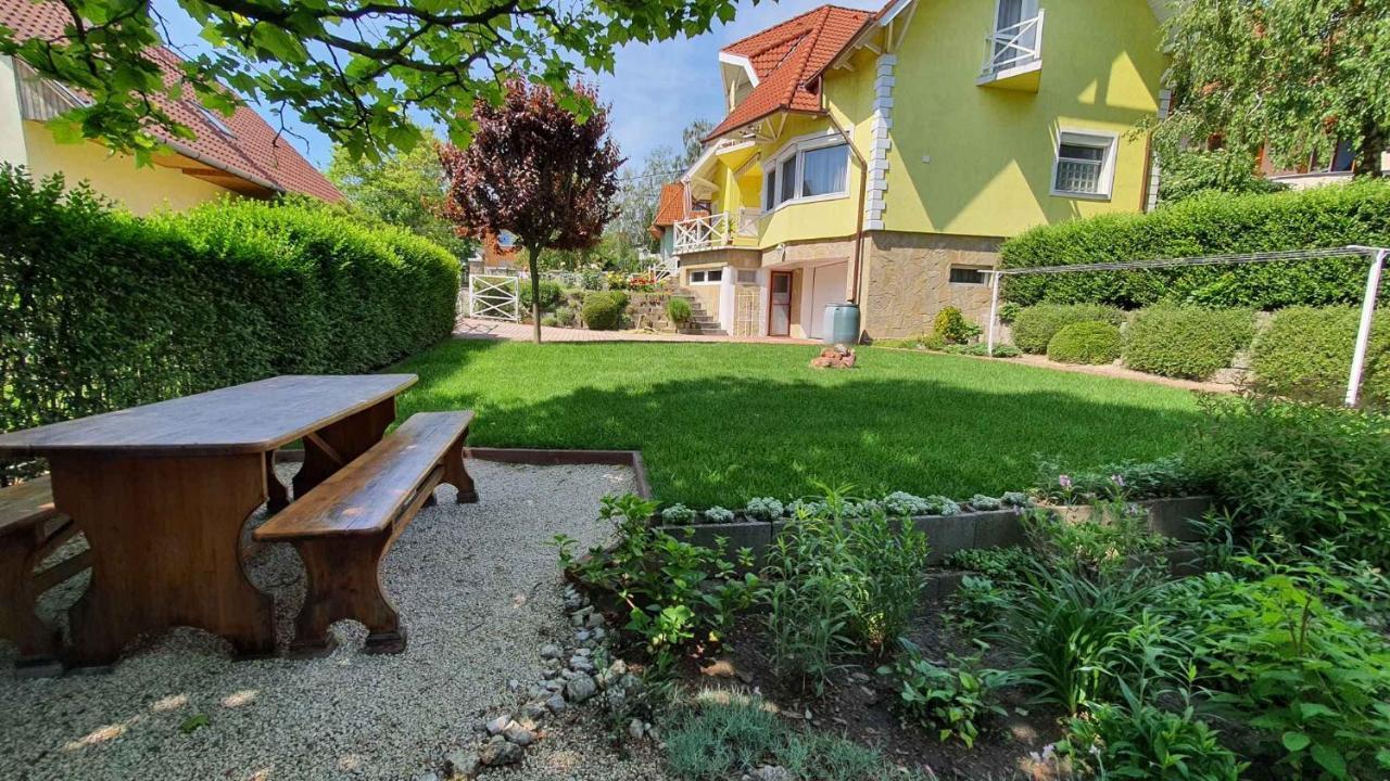 Apartment In Fonyod/Balaton 18580 Exterior foto